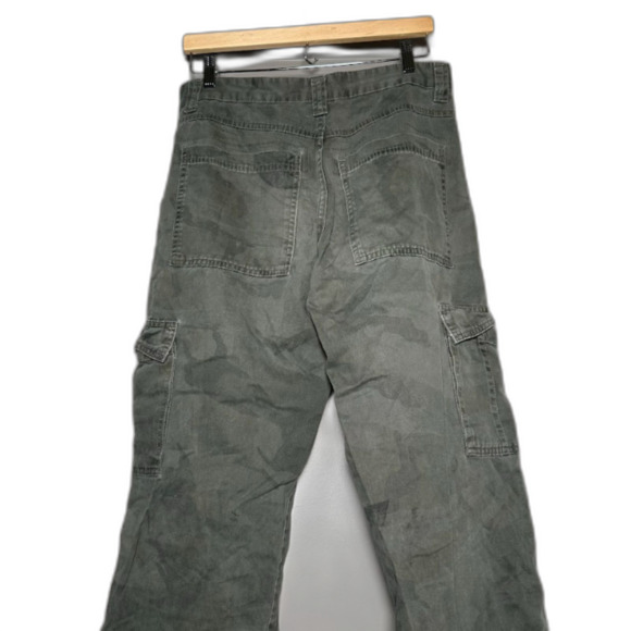 Vintage VF Wrangler 30x30 Green Camo Cargo Pants 100% Cotton Utility Style - Picture 4 of 9